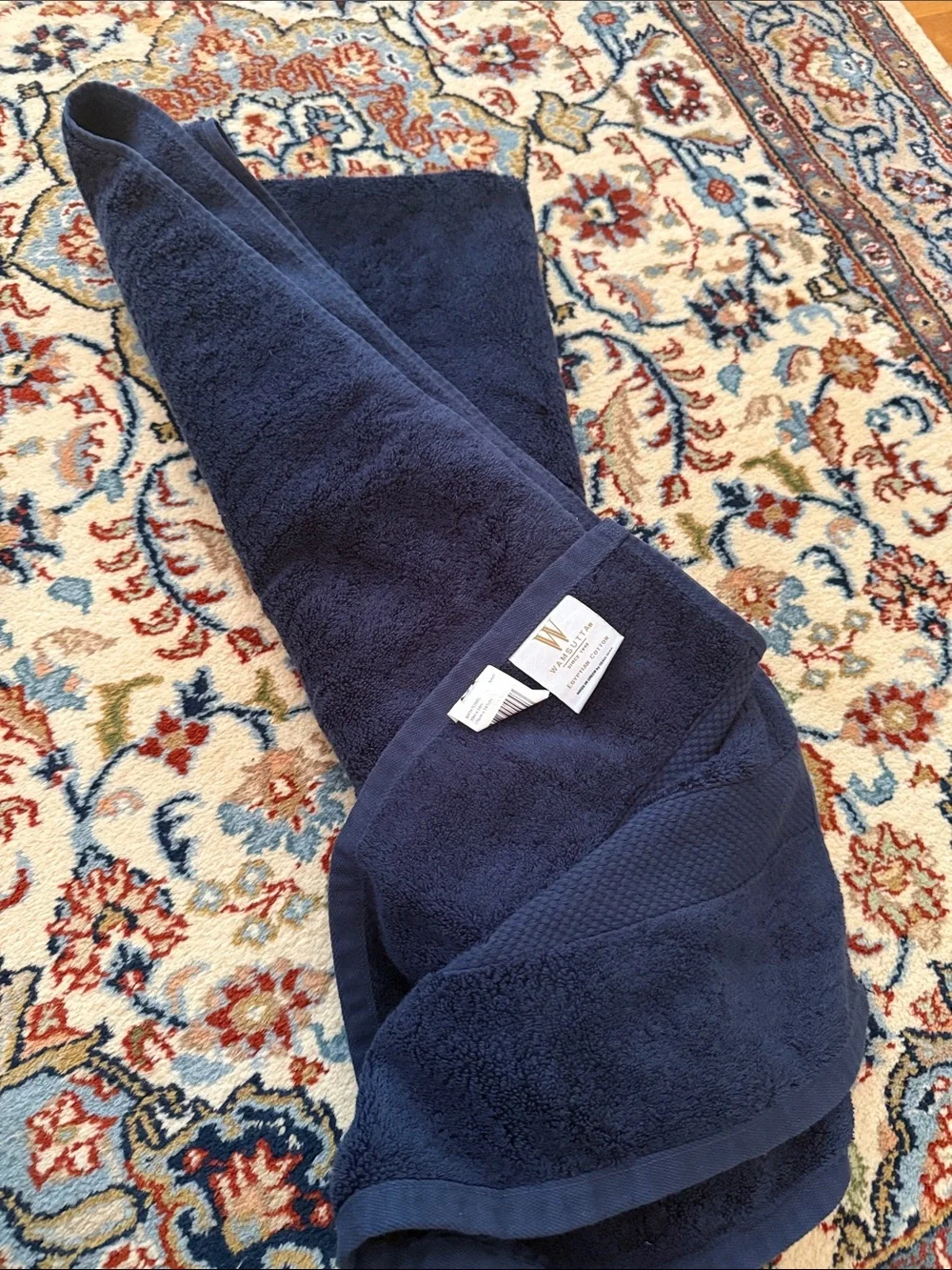 Opalhouse Navy Plush Hand Towels (2) & Worthington Bath Towels (2)
